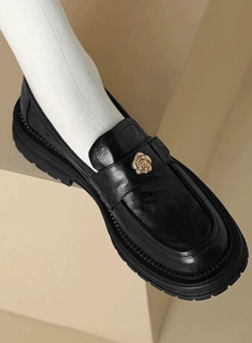 断码福利。羊皮山茶花厚底乐福鞋女秋新款黑色圆头英伦小皮鞋9797