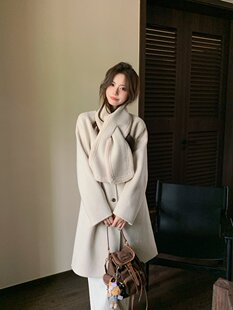 秋冬新款韩版宽松显瘦百搭毛呢外套女中款小个子圆领围巾款上衣