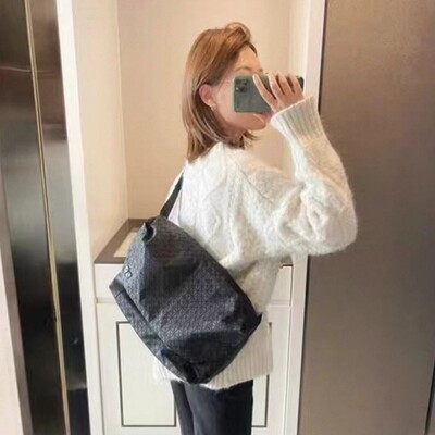 几何菱格骑士包男女包单肩