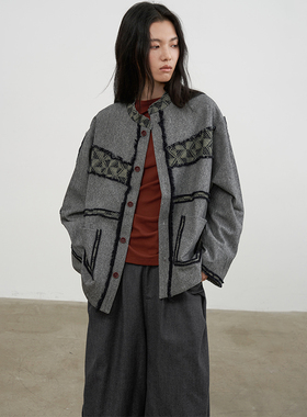 SAME FLOW 初秋百搭慵懒暗红纽扣点缀立体拉毛大贴袋休闲宽松外套