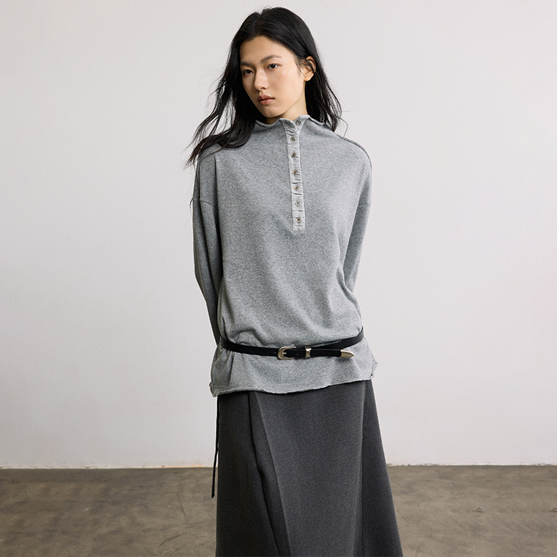 SAMEFLOW 立领与纽扣元素呼应柔软亲肤褶皱半高领针织内搭上衣女