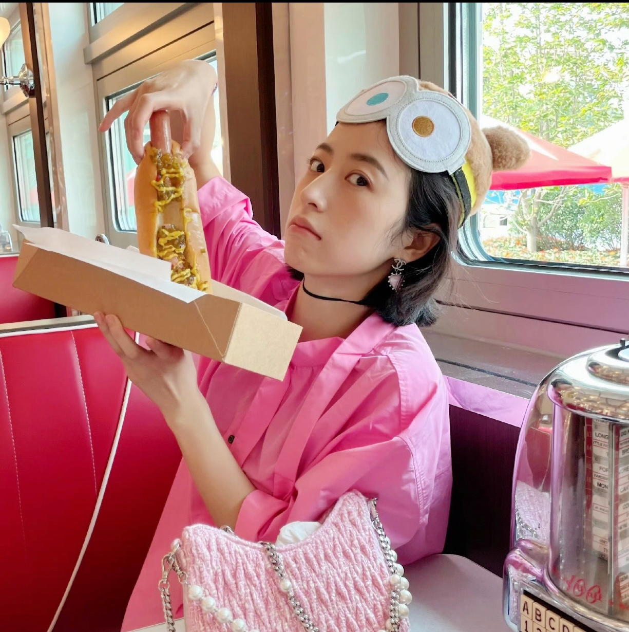 周雨彤同款 环球影城代购 小黄人Bob鲍勃Tim熊毛绒飞行帽瓜皮帽子