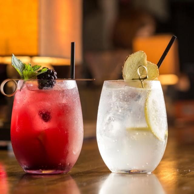 4 Cavity Whiskey Maker Mold Ice Grid Tool Silicone Ice Ball