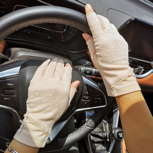 Women's Short Spring Cyclist Gloves Summer Half Finger Thin