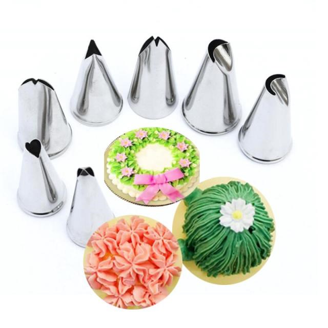 7Pcs/Set Stainless Steel chrysanthemum Leaf Nozzles Icing Pi