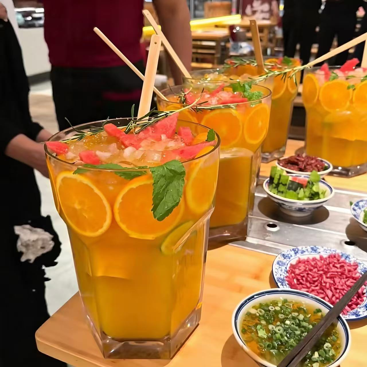 4升巨无霸柠檬茶杯水果茶超大容量啤酒杯子网红火锅餐厅专用加厚