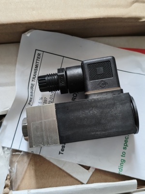 Kongsberg压力变送器，型号GT301C1G1G6V，量程0-6bar