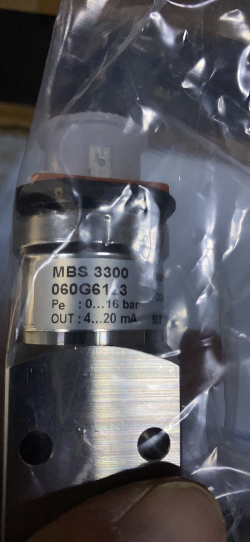 Danfoss丹佛斯MBS 3300 060G6123 传感器全新现货议价