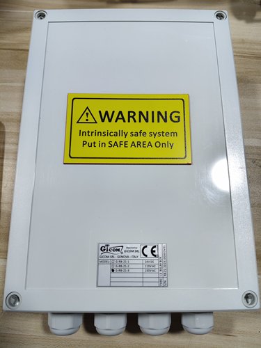 GICOM   G-RB-21-3  230V  AC 继电器箱  全新原装现货议价