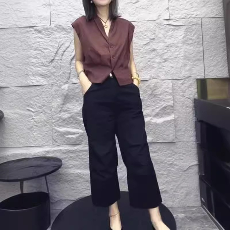 英国moleubak夏季新款时尚v领无袖上衣高腰直筒九分裤显瘦