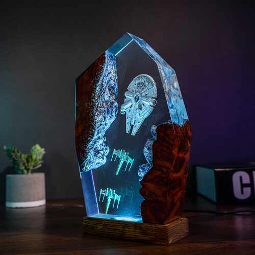 手工制作星球大战树脂灯千年猎鹰