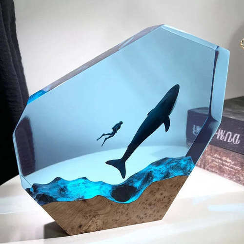 树脂海洋灯滴胶潜水员鲸鱼桌面摆