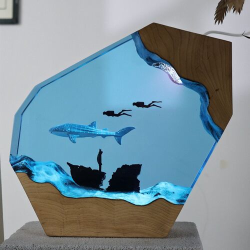 树脂工艺品溶洞鲸鲨沉船潜水员桌