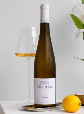 帕克满分德国马库斯莫里托雷司令白葡萄酒半干型酒markus molitor