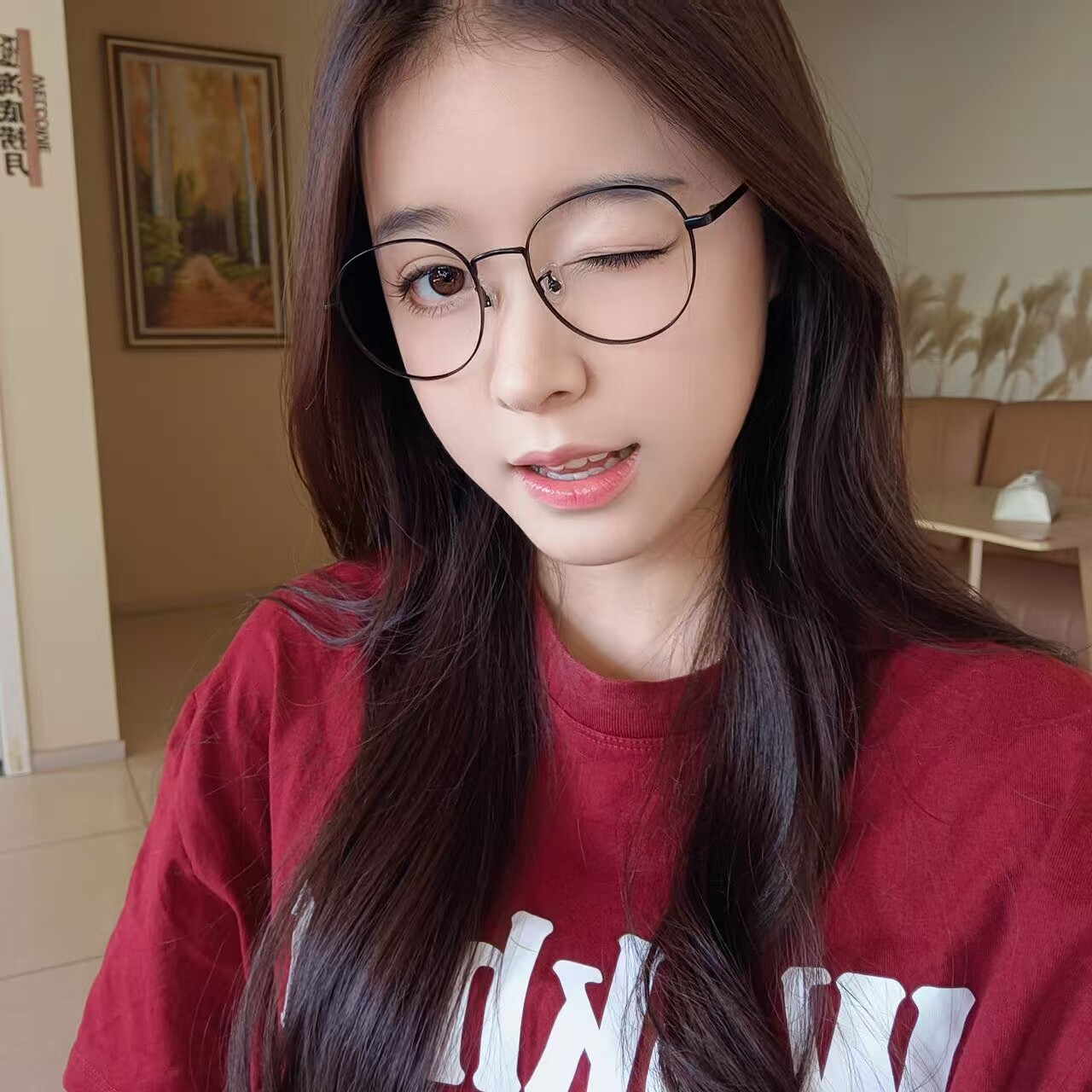37号吴8901模特试戴超轻复古风质感钛合金架圆框大脸显瘦眼镜