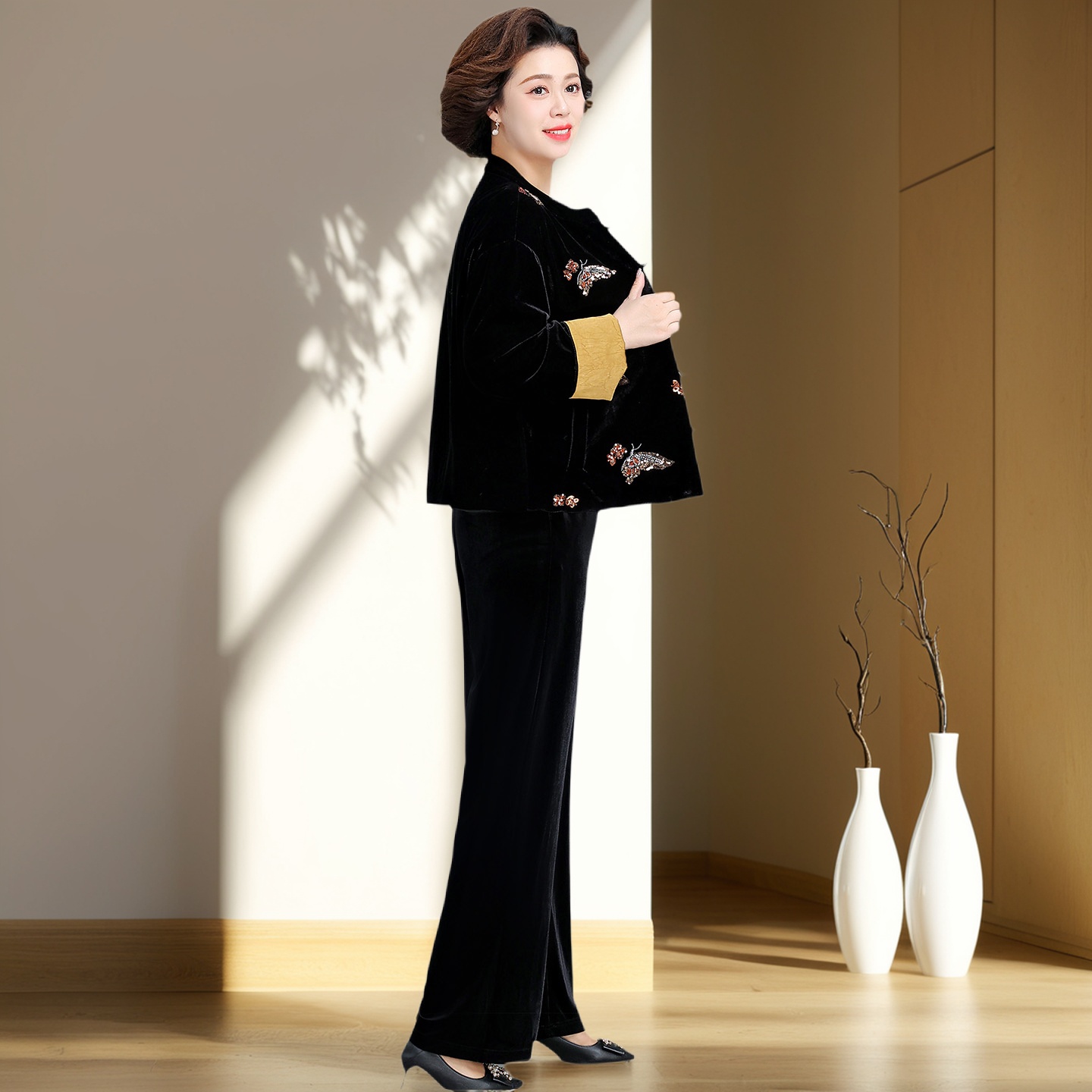 罗蒙50多岁妈妈洋气上衣秋装外套2025新款女装春秋季金丝绒套装W