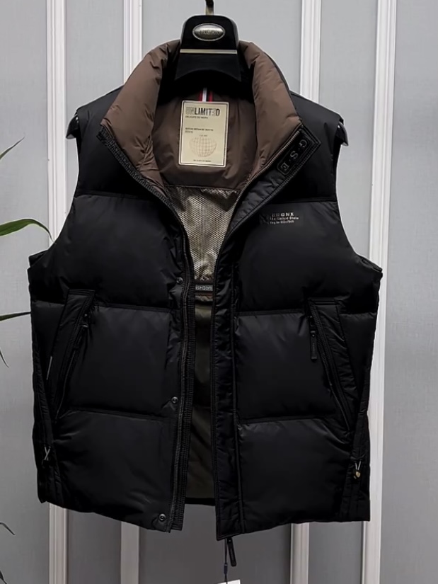 冬季时尚男士羽绒马甲舒适简约潮