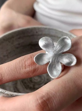 日系Cherry Kitty百搭清冷感拉丝花朵戒指女vintage法式做旧指环