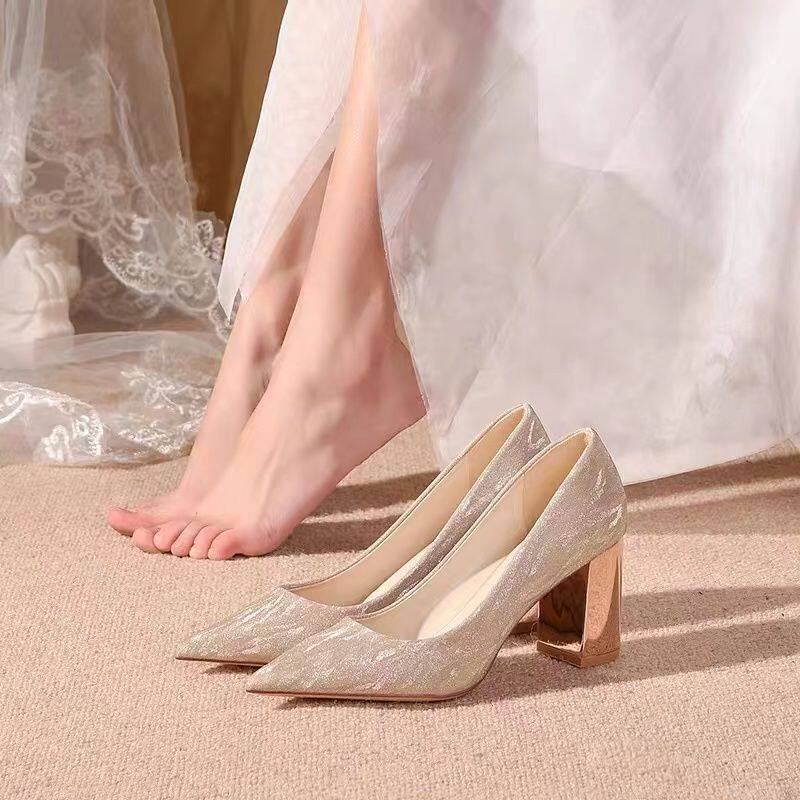 粗跟婚鞋女香槟色尖头蝴蝶结水晶鞋婚纱秀禾两穿配礼服新娘高跟鞋
