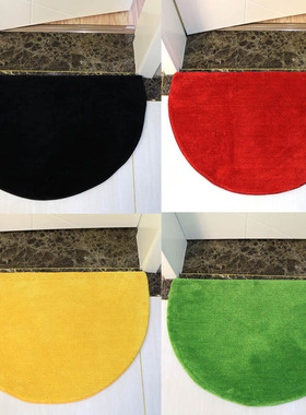 P66D金黄色半圆形门口进门地垫黑色地毯卫生间扇形淋浴房红色脚垫