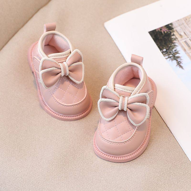 婴儿鞋子秋冬季新款女宝宝棉鞋加绒保暖公主鞋软底防滑儿童学步鞋
