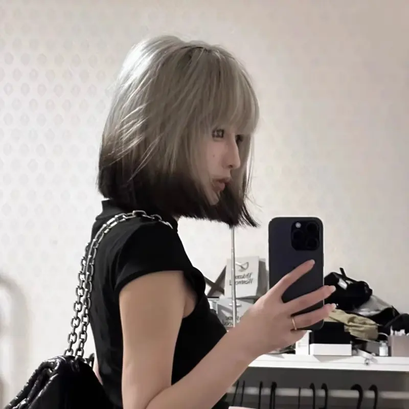 一刀切假发短发黑白金渐变亚文化女全头套浅色彩色齐肩发y2k