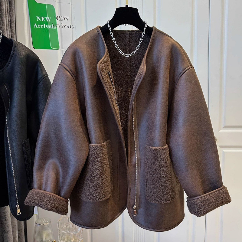 拼接一体圆领外套女秋冬款