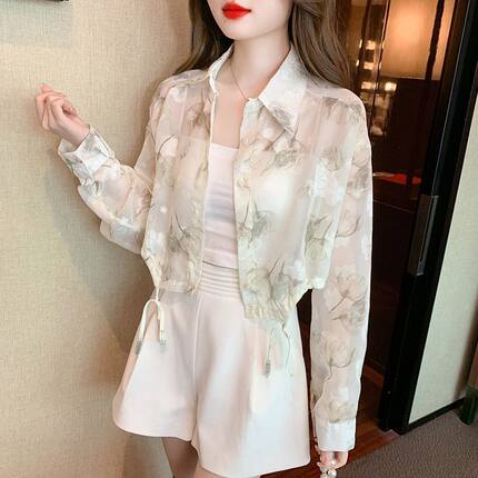 印花防晒衬衫女夏季薄款2026新款宽松短款开衫上衣外套百搭长袖