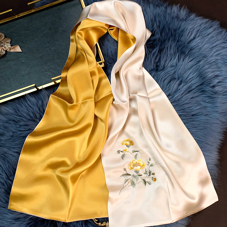 真丝丝巾女秋冬百搭苏绣旗袍披肩外搭妈妈礼盒送长辈礼桑蚕丝围巾