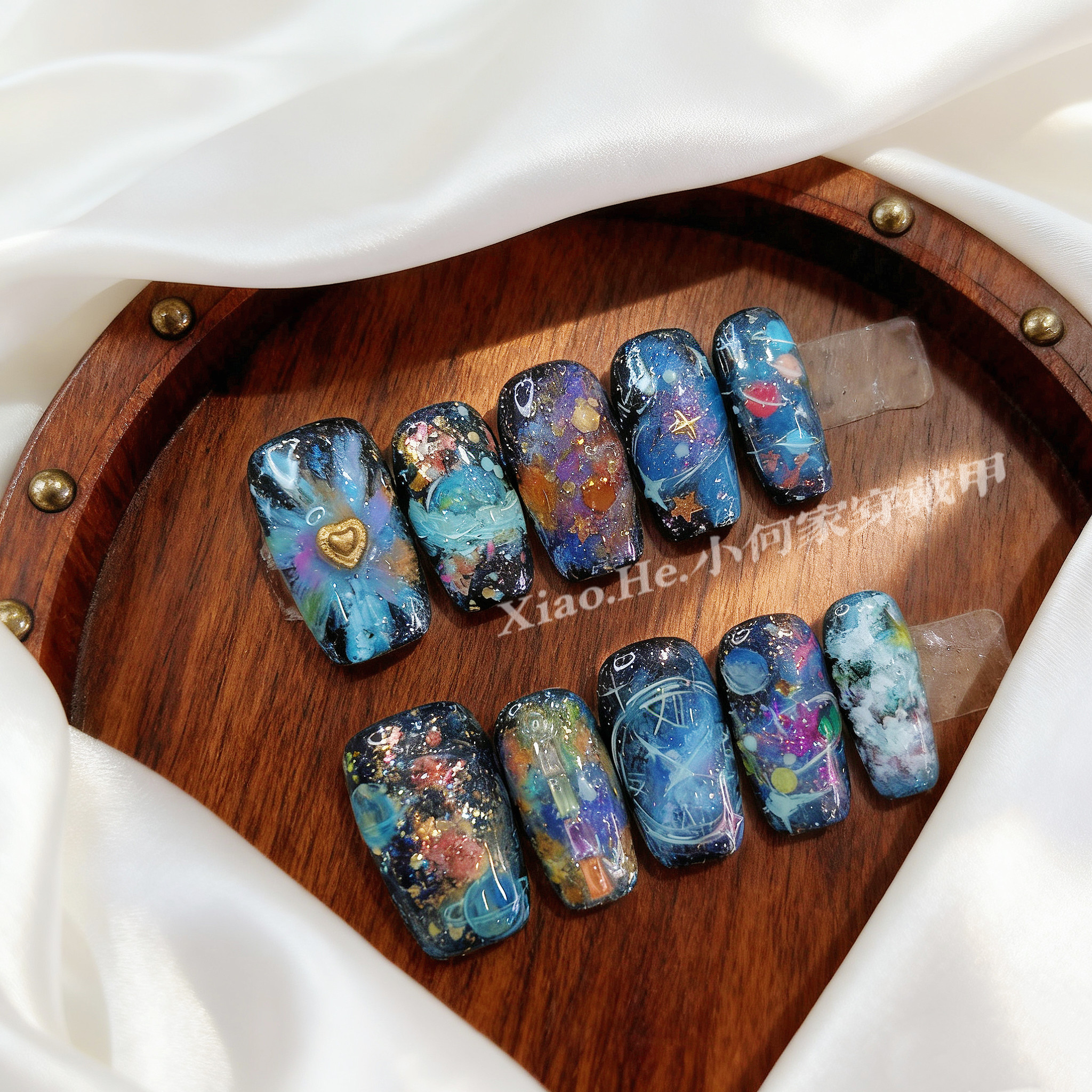 LY【爱的华尔兹】小何家纯手工穿戴甲·高级手绘美甲贴片,商务/设计服务,礼品定制,淘宝优惠券,粉丝福利购,淘宝优惠卷