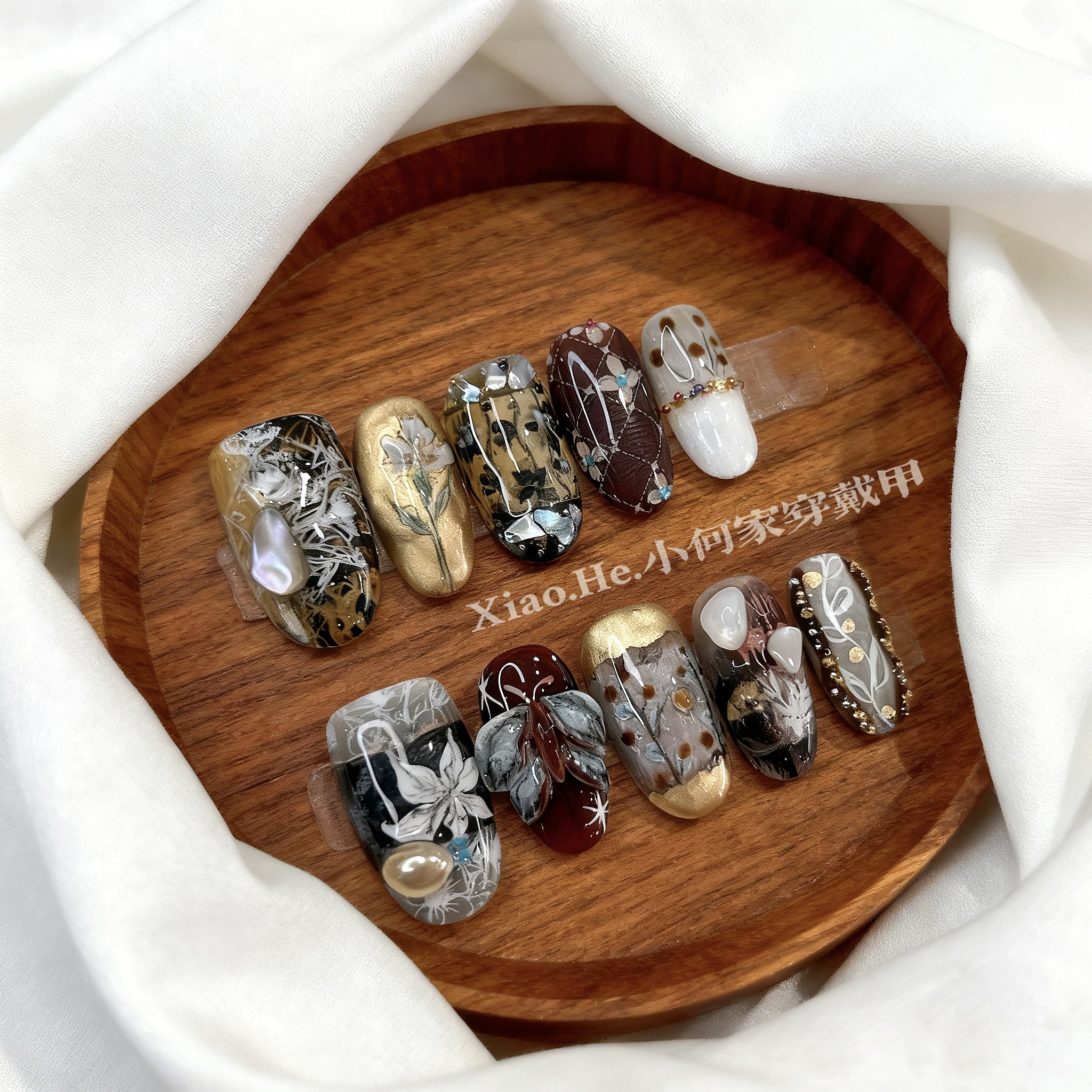 【 谷一枝】小何家纯手工穿戴甲·高级手绘美甲贴片