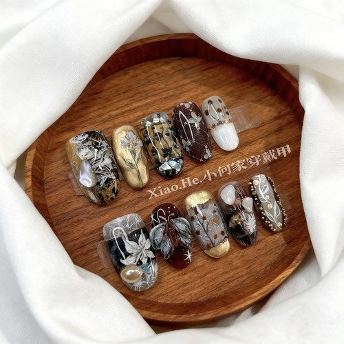 【 谷一枝】小何家纯手工穿戴甲·高级手绘美甲贴片