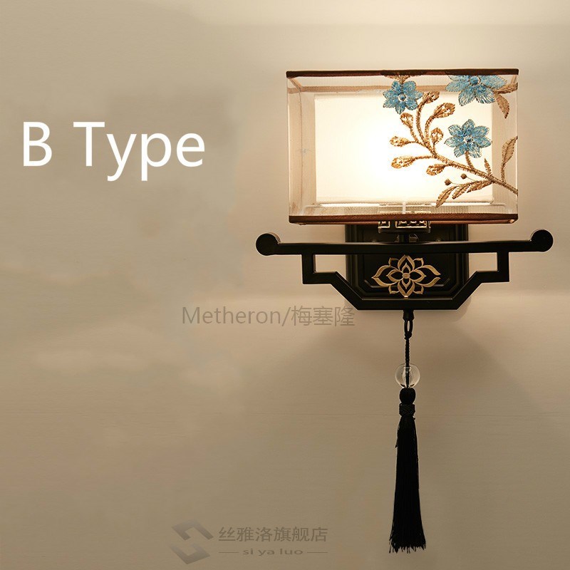 Traditional Chinese Vintage Bedside Lamp Embroidery Fabric L