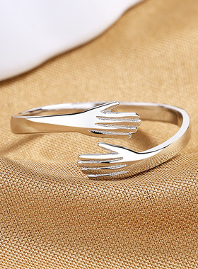 英国设计师cherry kittys925银双手拥抱情侣戒指简约个性小众素圈