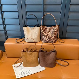 抽绳时尚 单肩港桶包水桶形豹纹斜挎包韩版 小包包 3735 编号