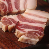 江西农家手工特制土猪腊肉咸肉日晒风干五花肉精品土猪 腊