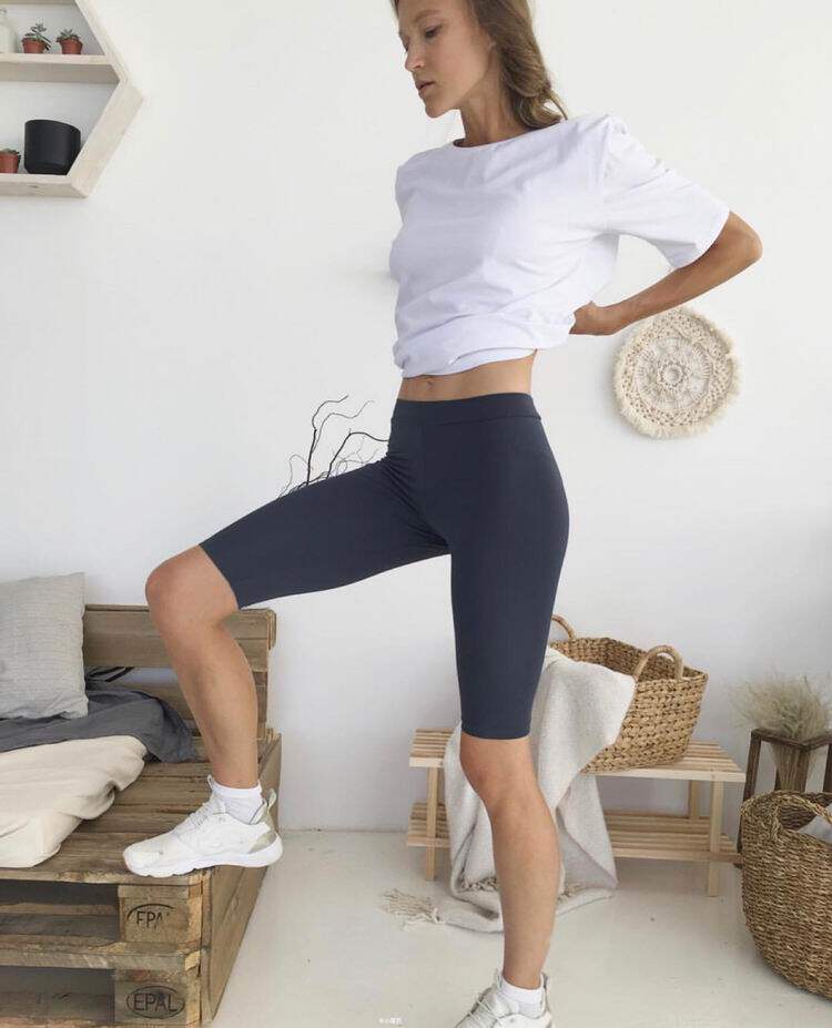 欧美纯色高腰弹力健身五分中裤女跑步瑜伽舞蹈紧身外穿运动短裤