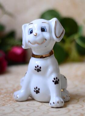 采购产品陶瓷生肖旺狗饰品，手工艺品，风水饰品，可爱的小狗礼物