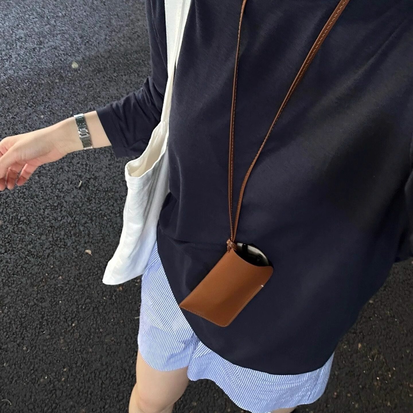 现货韩国ins 博主同款皮革挂绳眼镜盒便携挂脖眼镜包眼镜存放袋女,ZIPPO/瑞士军刀/眼镜,眼镜袋,淘宝优惠券,粉丝福利购,淘宝优惠卷