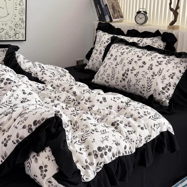 法式赫本风ins黑色枝条郁金香水洗泡泡棉四件套床单宿舍三件套1.8