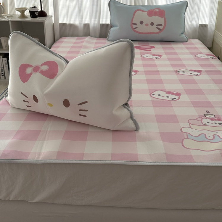 粉格子猫咪碳光凉席三件套床席款