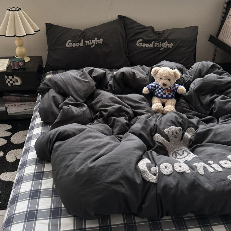 简约ins纯色深灰线条小熊毛巾绣水洗棉四件套床单格子三件套床笠,床上用品,床品套件/四件套/多件套,淘宝优惠券,粉丝福利购,淘宝优惠卷