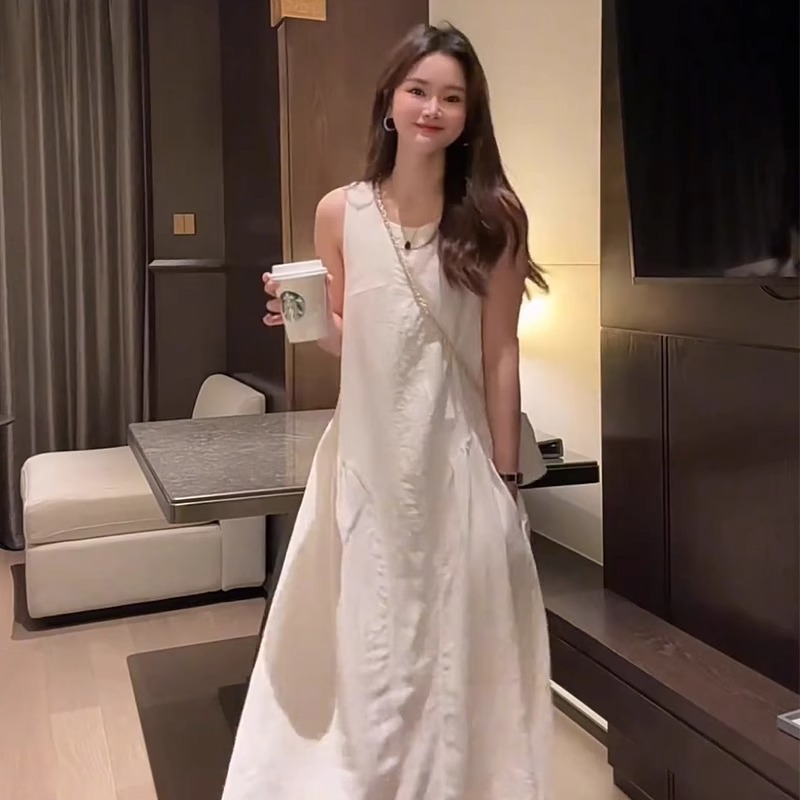 法式无袖白色背心连衣裙女夏2025新款清纯初恋系小白裙显瘦长款裙