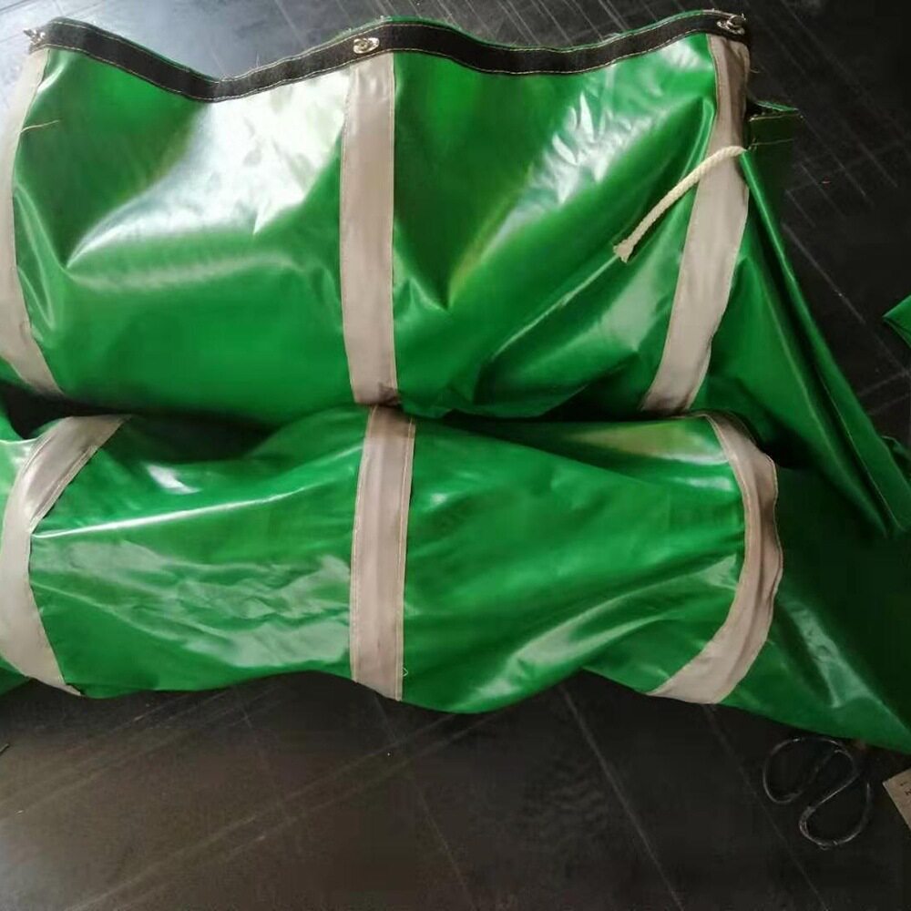 ZY29000大立柱保护套   尼龙胶管保护套   台阶式立柱护套