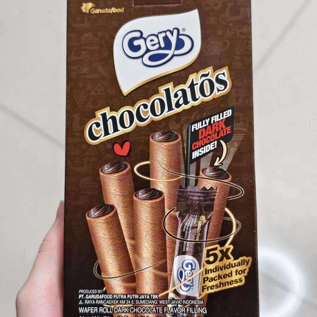 Gery芝莉黑巧克力夹心卷蛋卷饼干奶酪味印尼进口独立包装