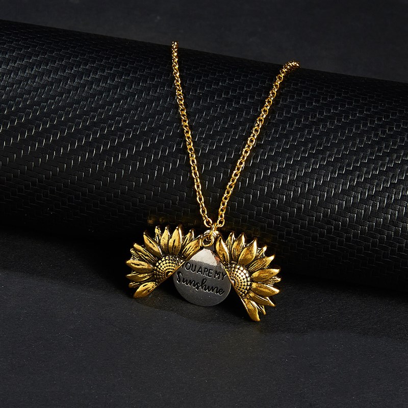 Openable Sunflower Pendant Necklace Fashion Letter Jewelry C