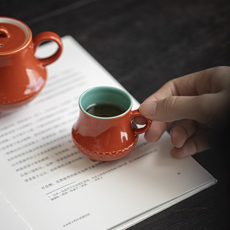 Ceramic Master Cup for Kungfu Tea Shuke White Porcelain Red