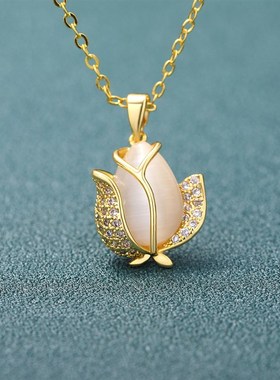 Cats Eye Stone Tulip Pendant Necklace Womens Light Luxury De