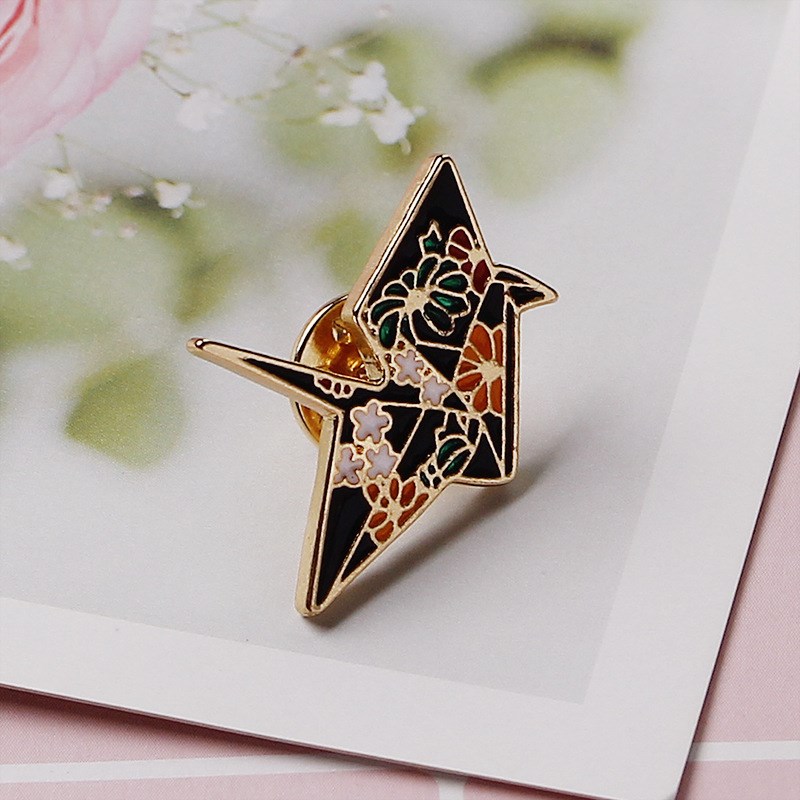 European Enamel Brooch Personalized Print Crane Alloy Brooch