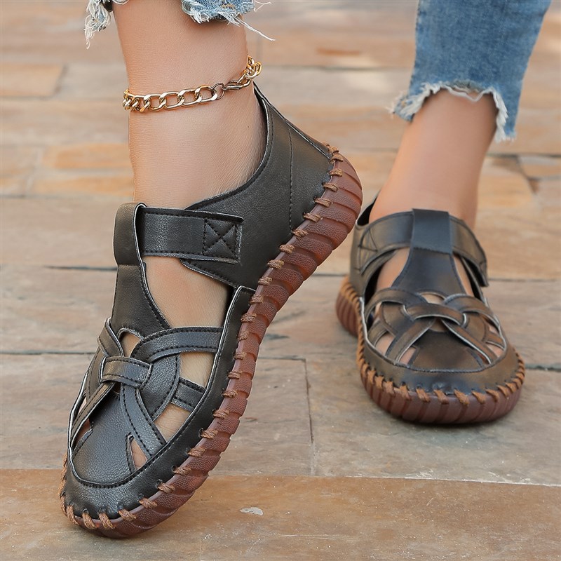 Summer Soft Leather Sandals with Hollow Toe and Seam Rubber